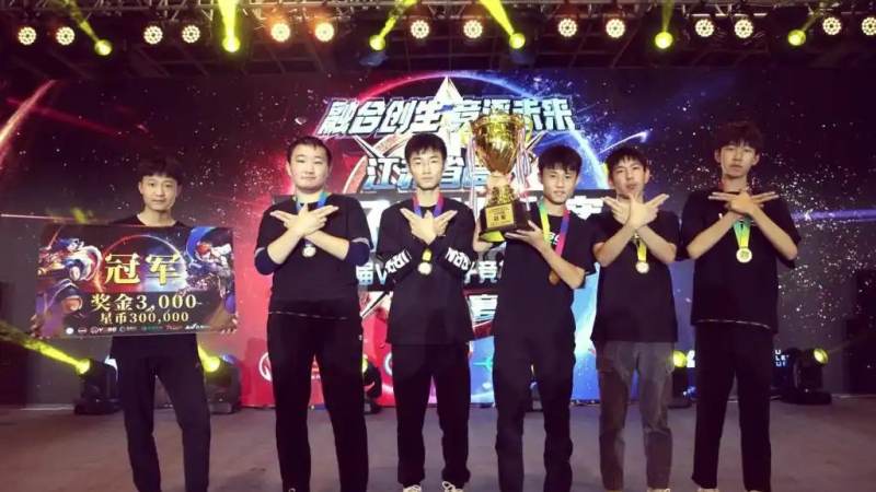 篮球直播中进攻犯规与防守犯规如何区分